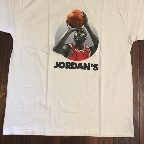 VINTAGE Jordan’s Back White Nike Tee - Picture 2 of 16